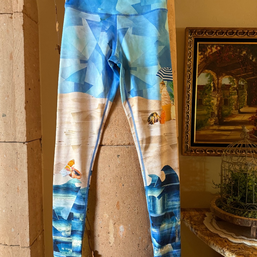 Reebok xs speedwick workout leggings beach themed